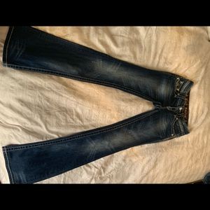 Women’s Rock Revival Jeans